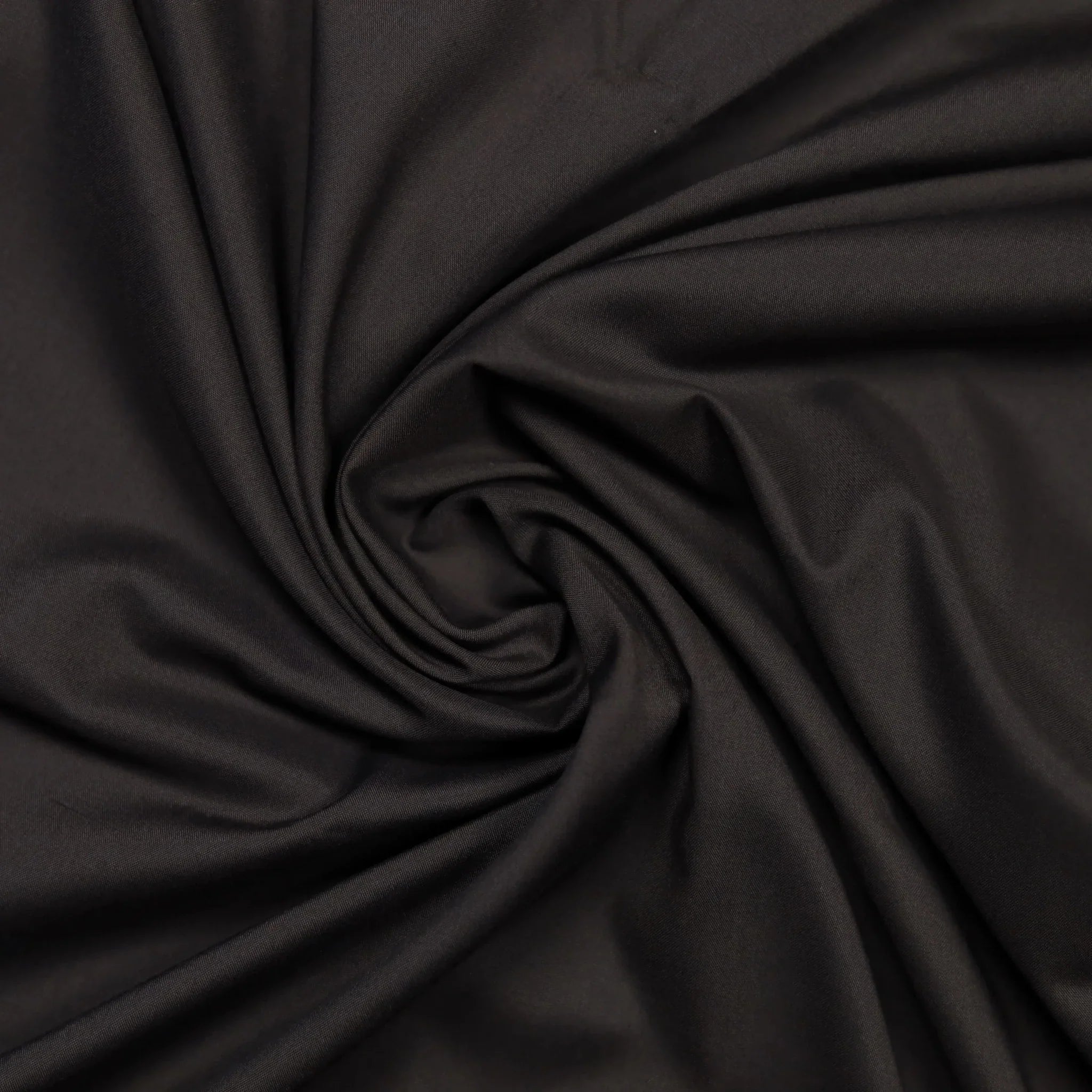 formal events, and everyday elegant styling