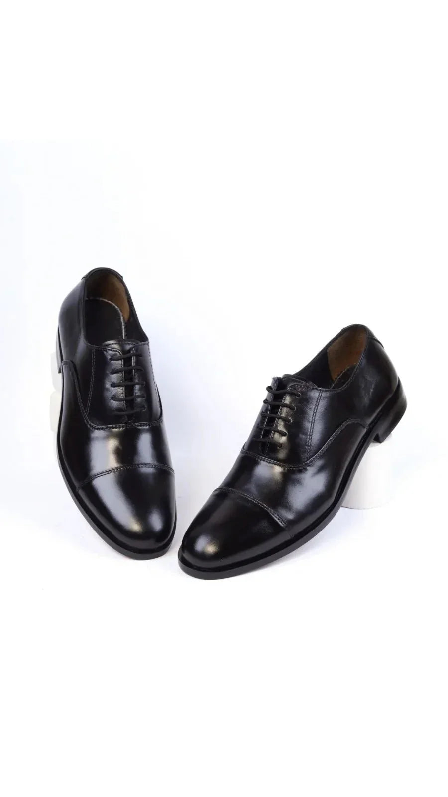 Classic men's formal leather shoes with lace-up closure
